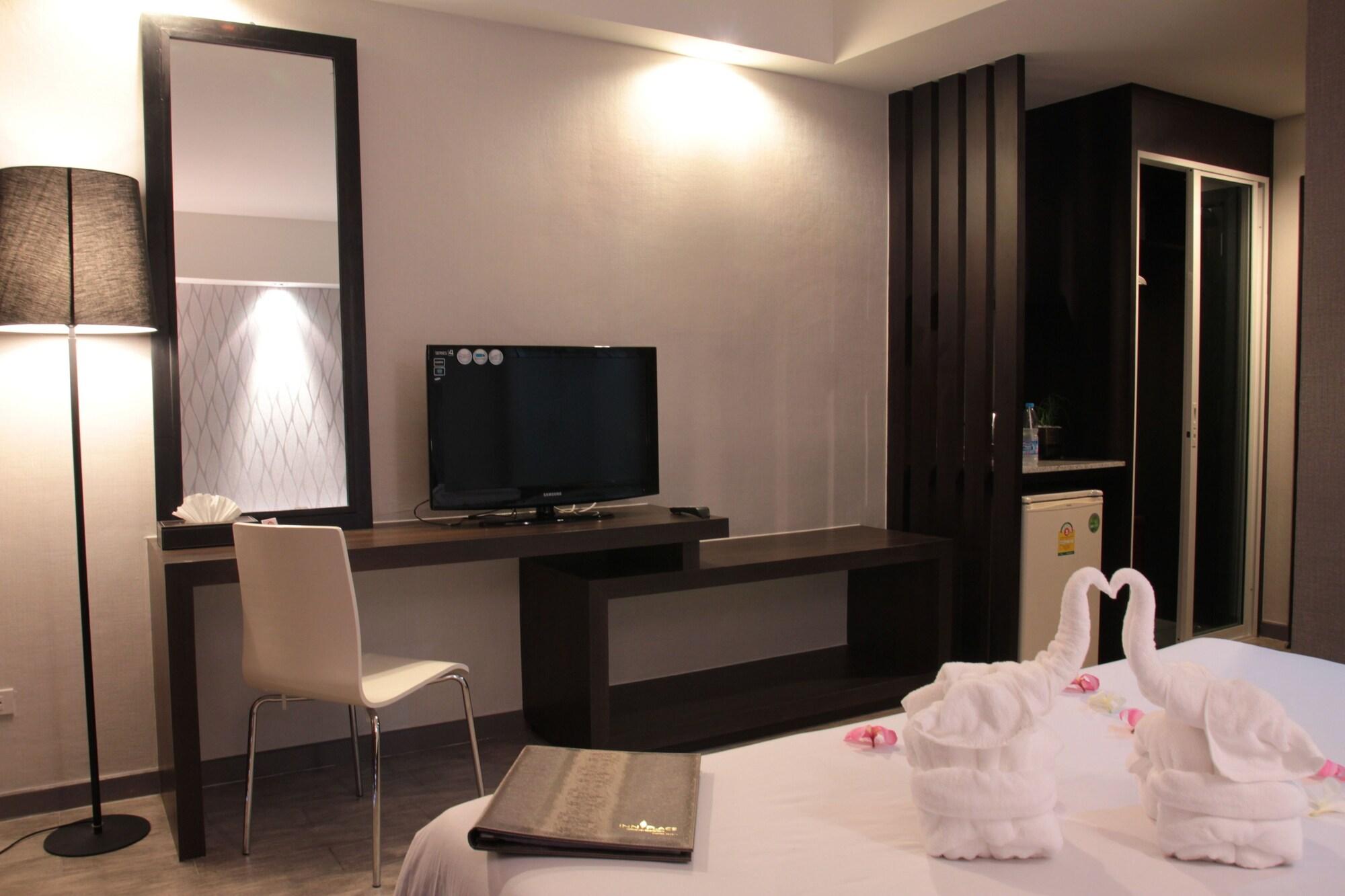 Inn Place Serviced Residence Pattaya Exterior photo
